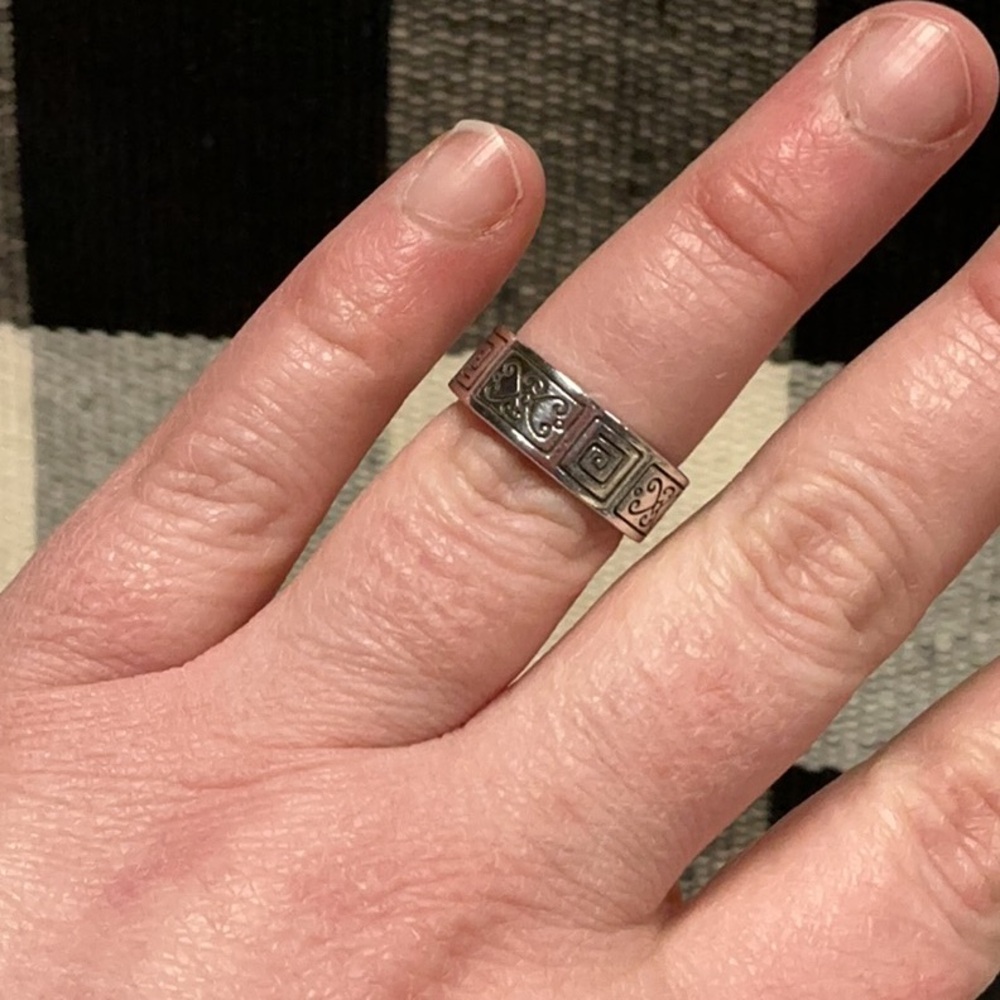 Brighton great shape 925 rare vintage silver band etched unisex ring size 7 - Picture 3 of 4